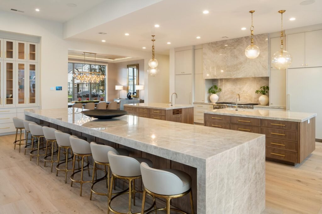 Grand marble kitchen